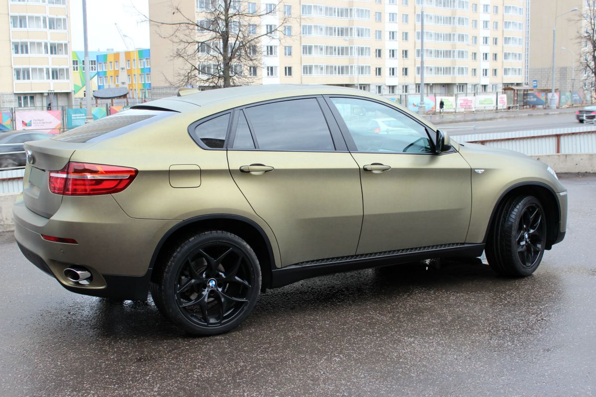 BMW X6 в пленке Arlon и бампере DreamLine-1